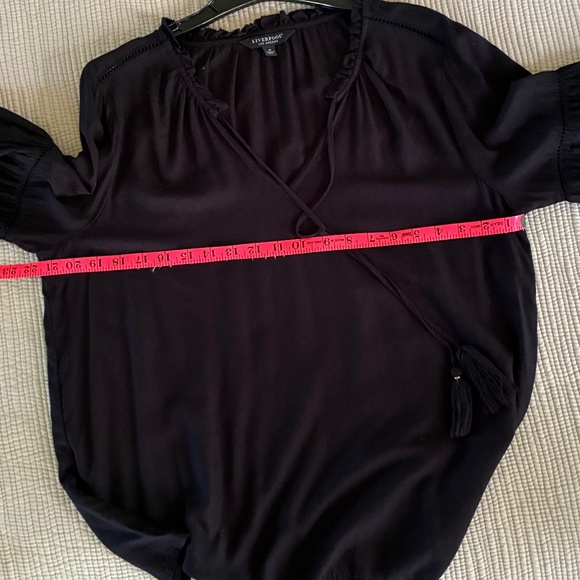 Liverpool Black size M tie front popover blouse - Picture 4 of 9